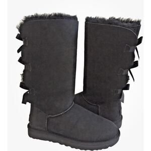 UGG TALL BAILEY BOW II TRIPLE TRIPLET BLACK WOMEN Size 7 EU 38